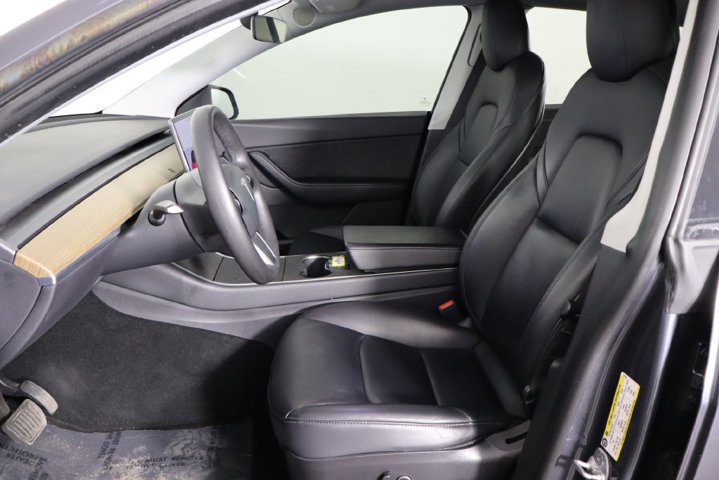 Used 2021 Tesla Model Y Long Range AWD/4WD image 13