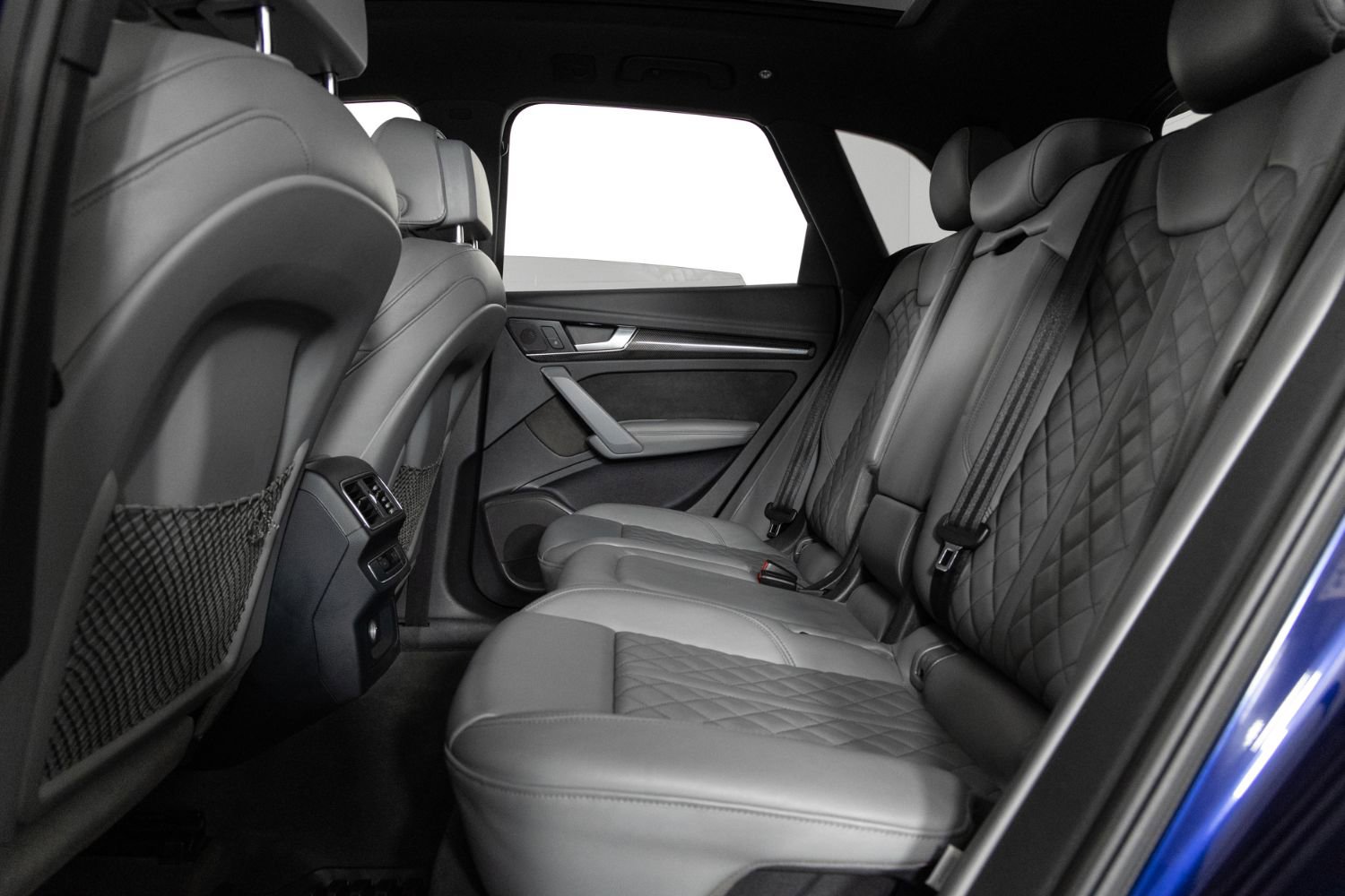 Used 2018 Audi SQ5 Premium Plus w/ Navigation Package image 16