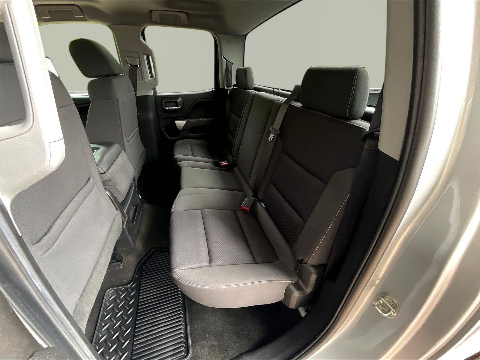 Used 2018 Chevrolet Silverado 1500 LT w/ All Star Edition AWD/4WD image 23