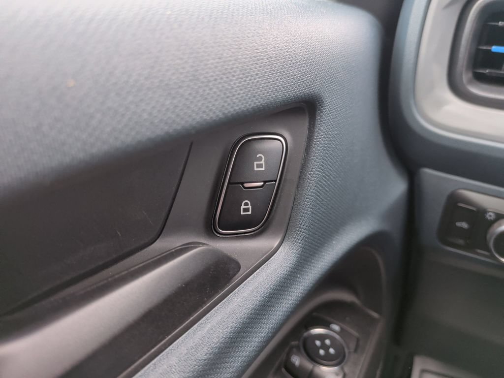 New 2025 Ford Maverick Lobo AWD/4WD image 31