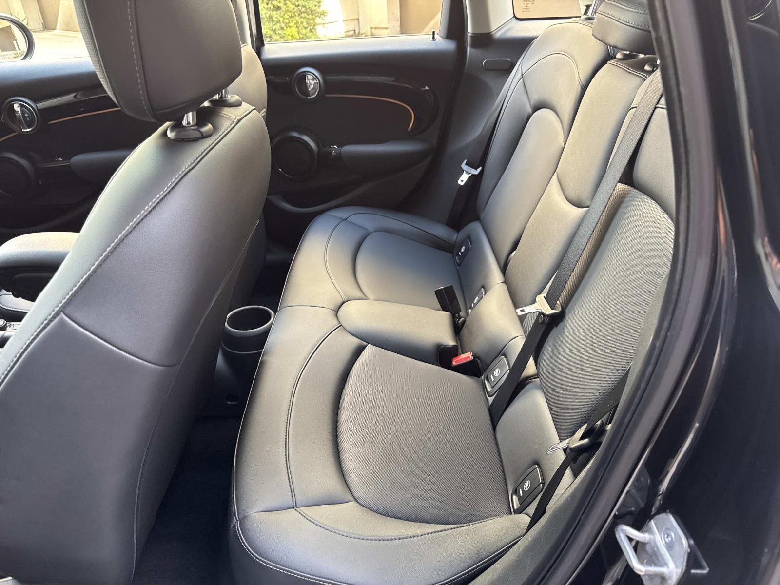 Certified 2023 MINI Cooper 4-Door Hardtop image 10