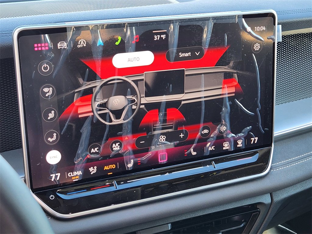 New 2025 Volkswagen Tiguan SE image 13