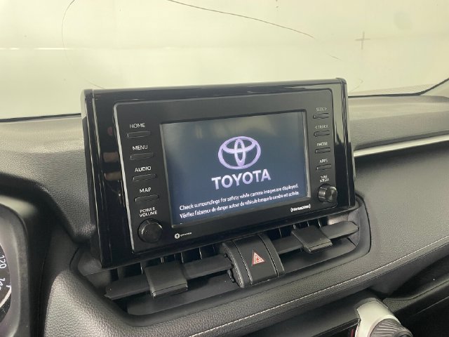 Used 2020 Toyota RAV4 LE AWD/4WD image 7