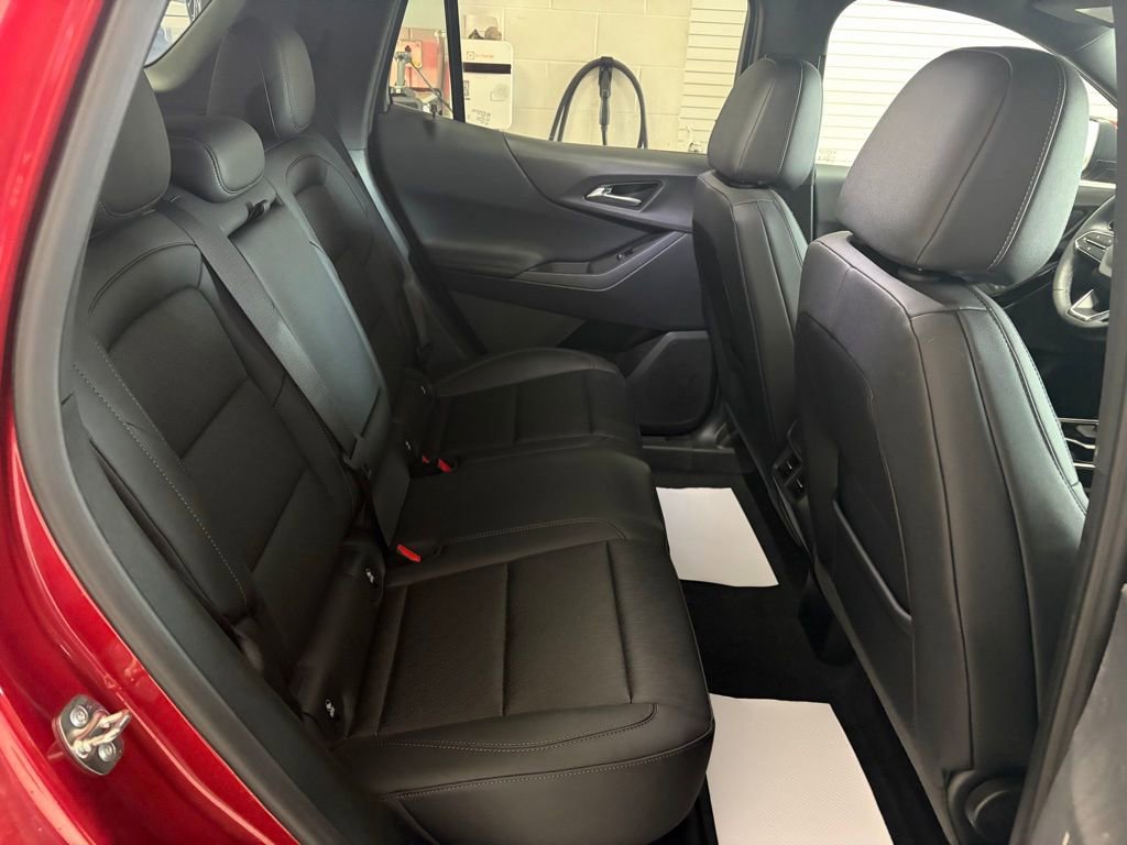 Used 2026 Chevrolet Equinox LT w/ Convenience Package II image 20