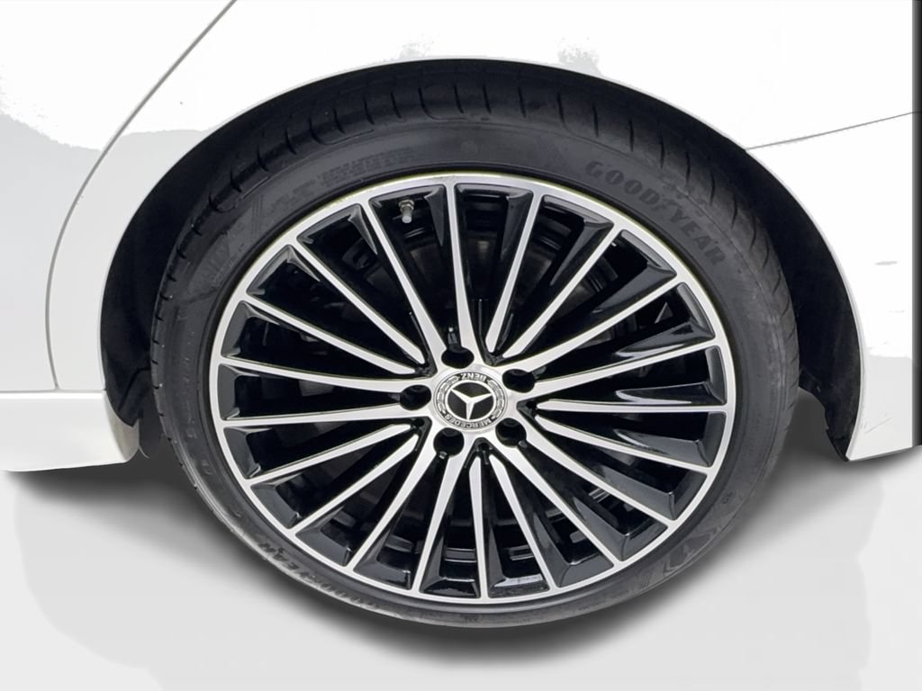 Used 2023 Mercedes-Benz C 300 Sedan image 12