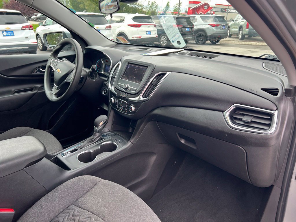 Used 2024 Chevrolet Equinox LT w/ LPO, Floor Liner Package AWD/4WD image 28