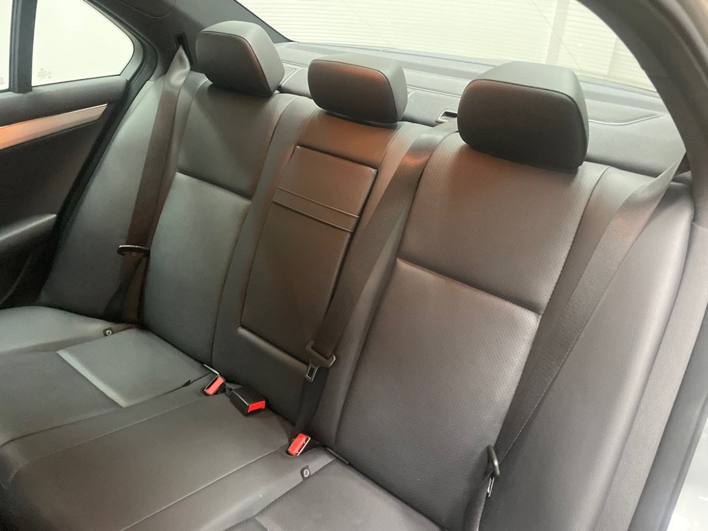 Used 2008 Mercedes-Benz C 300 Sedan image 28
