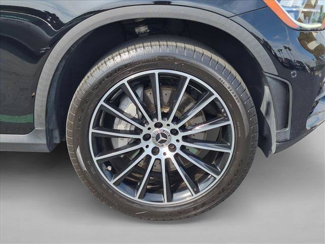 Used 2023 Mercedes-Benz GLC 300 4MATIC Coupe image 23
