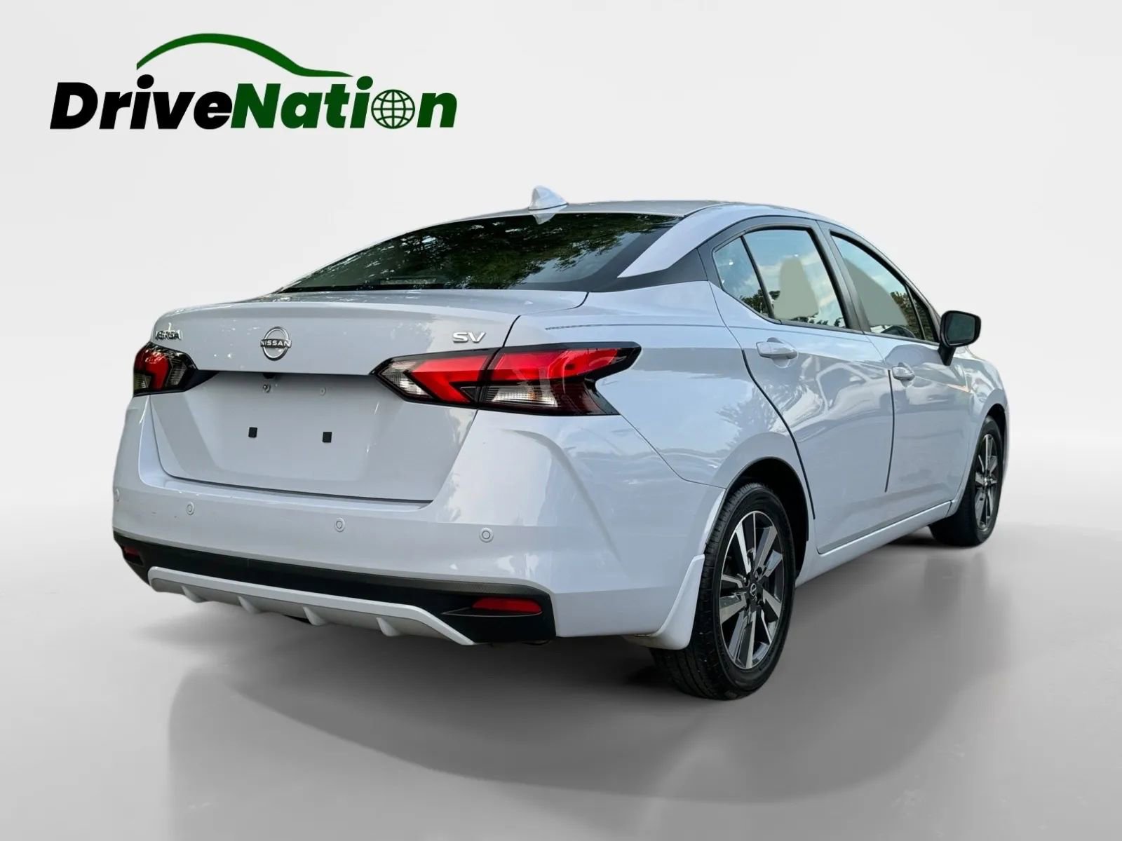 Used 2023 Nissan Versa SV w/ Trunk Package image 5