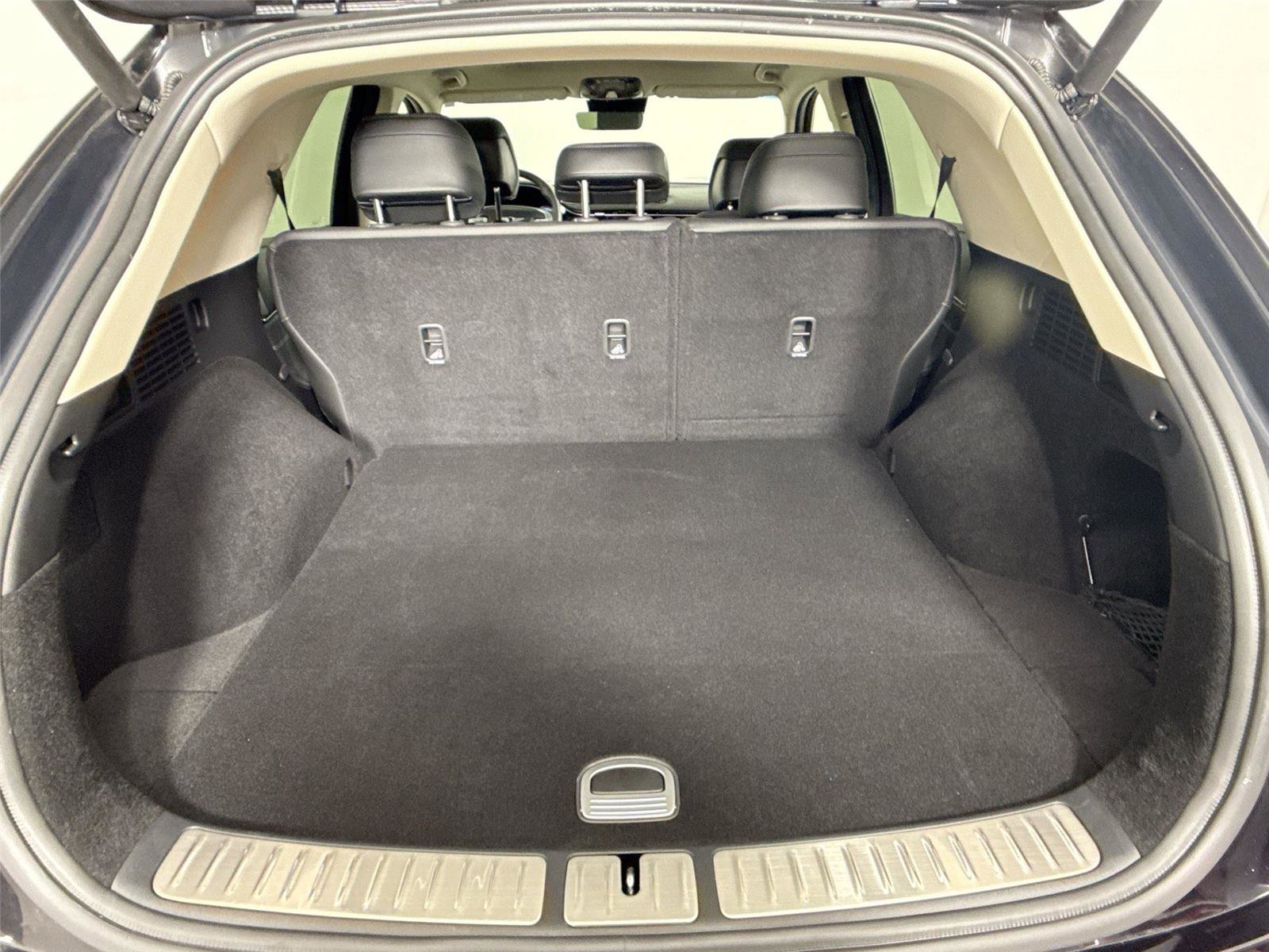 Used 2024 Genesis GV70 2.5T w/ Advanced Package image 41