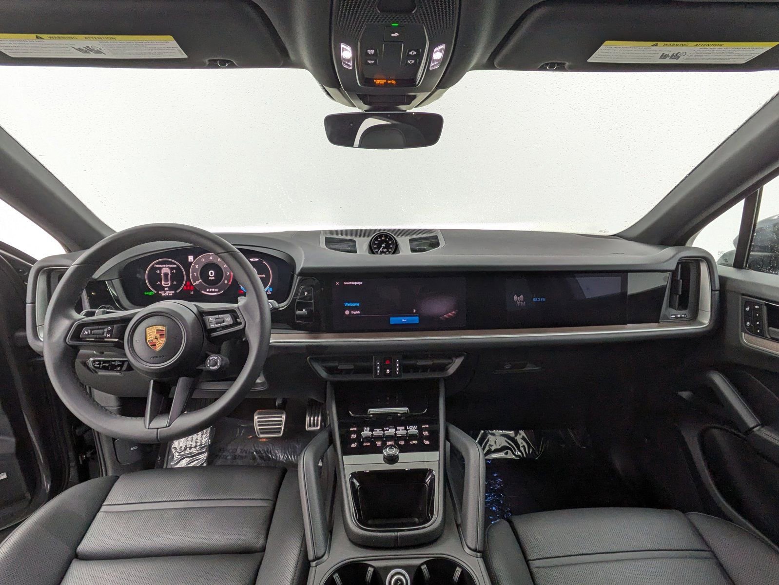 Used 2025 Porsche Cayenne S image 19