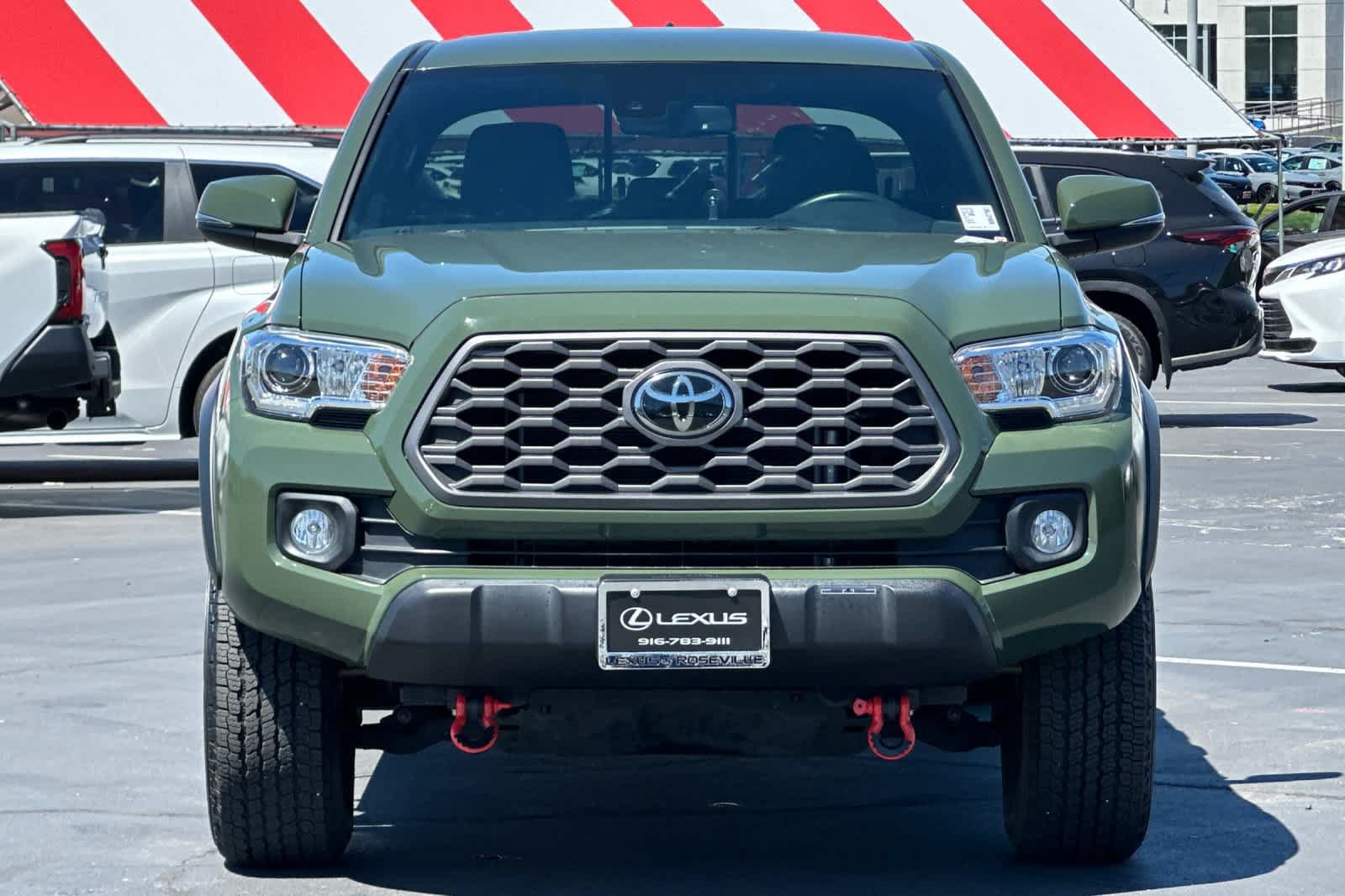 Used 2021 Toyota Tacoma TRD Off-Road w/ Technology Package AWD/4WD image 10