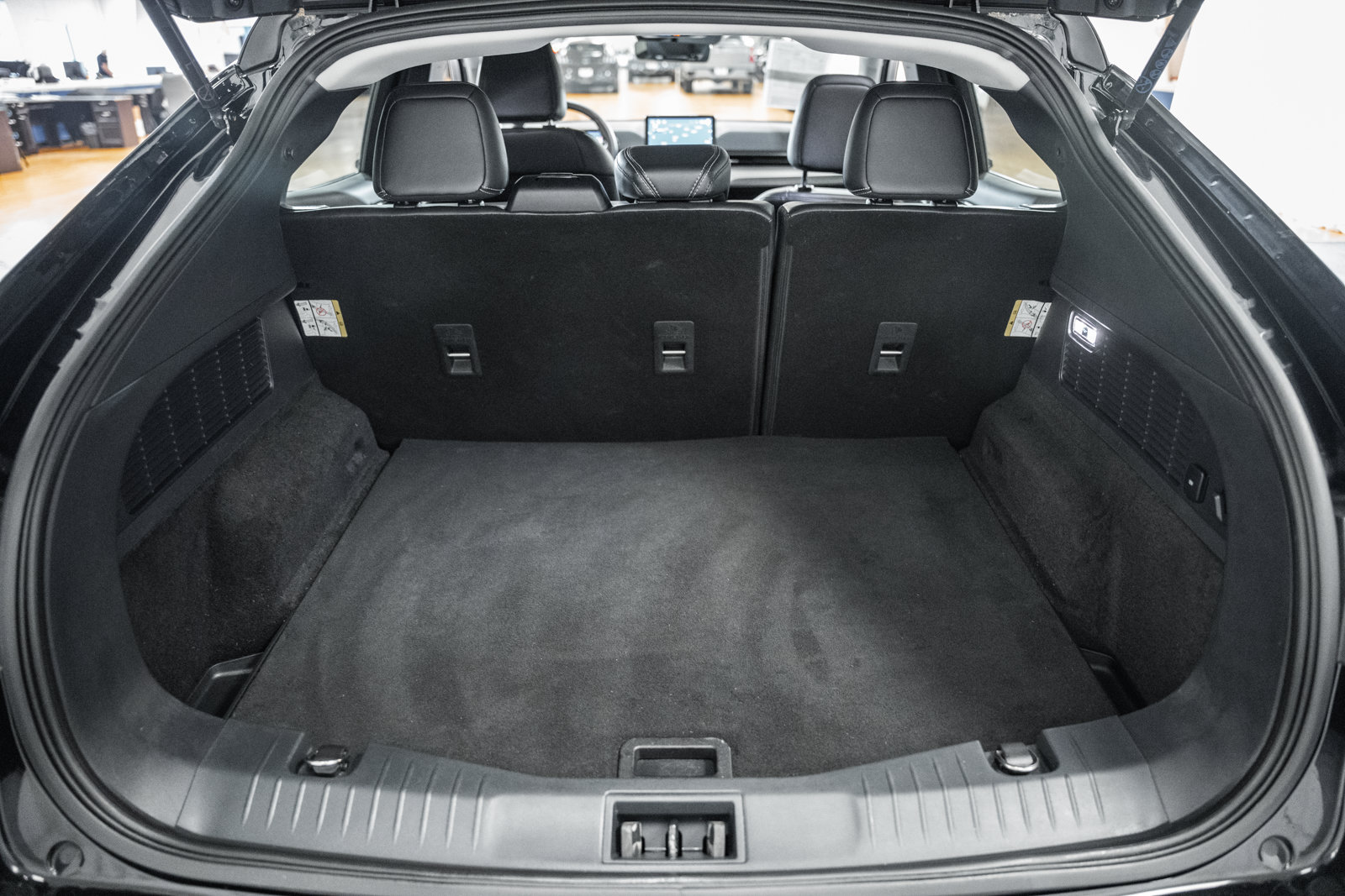 Used 2023 Ford Mustang Mach-E Select RWD image 9