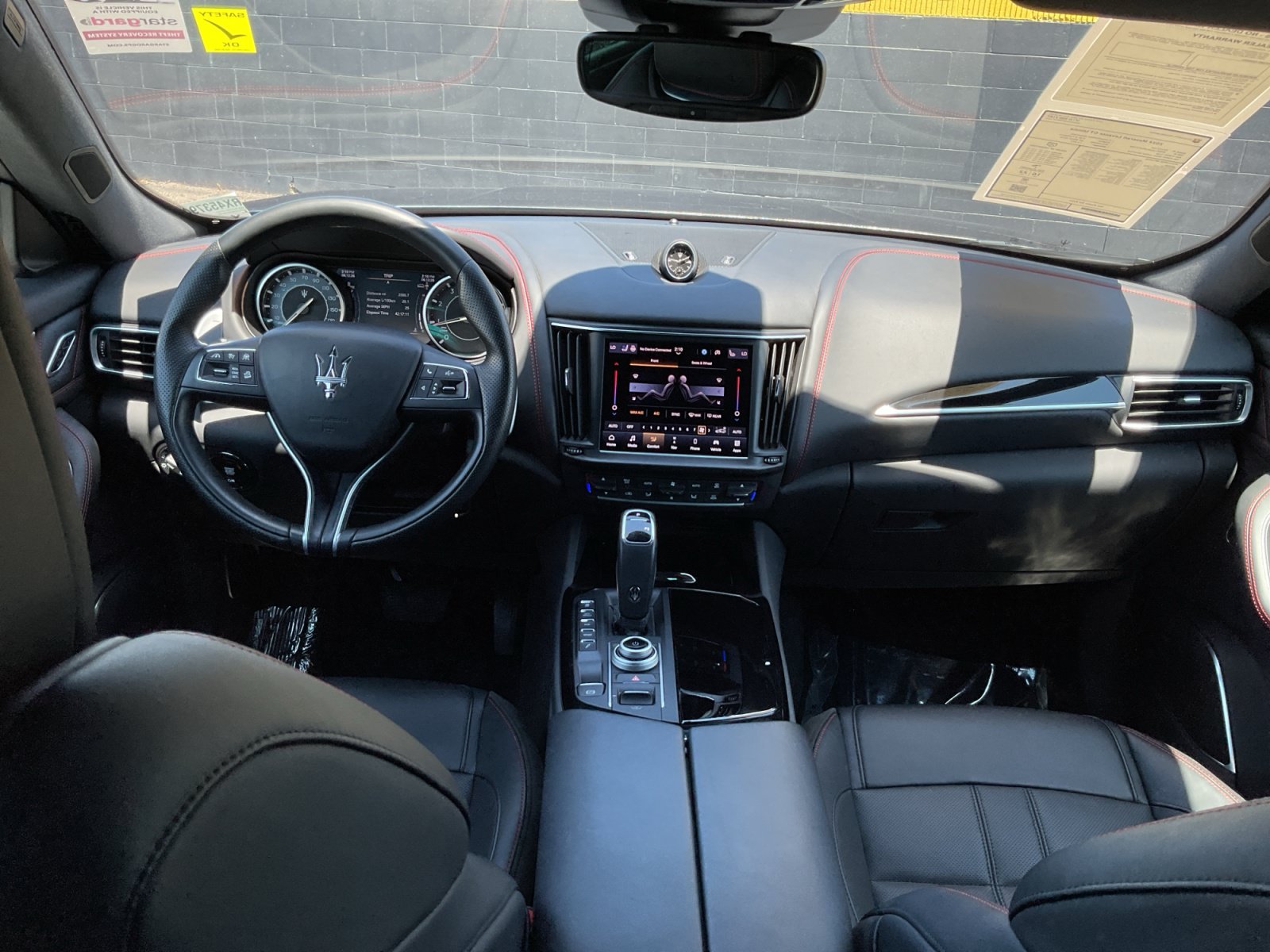 Used 2024 Maserati Levante GT Ultima AWD/4WD image 17