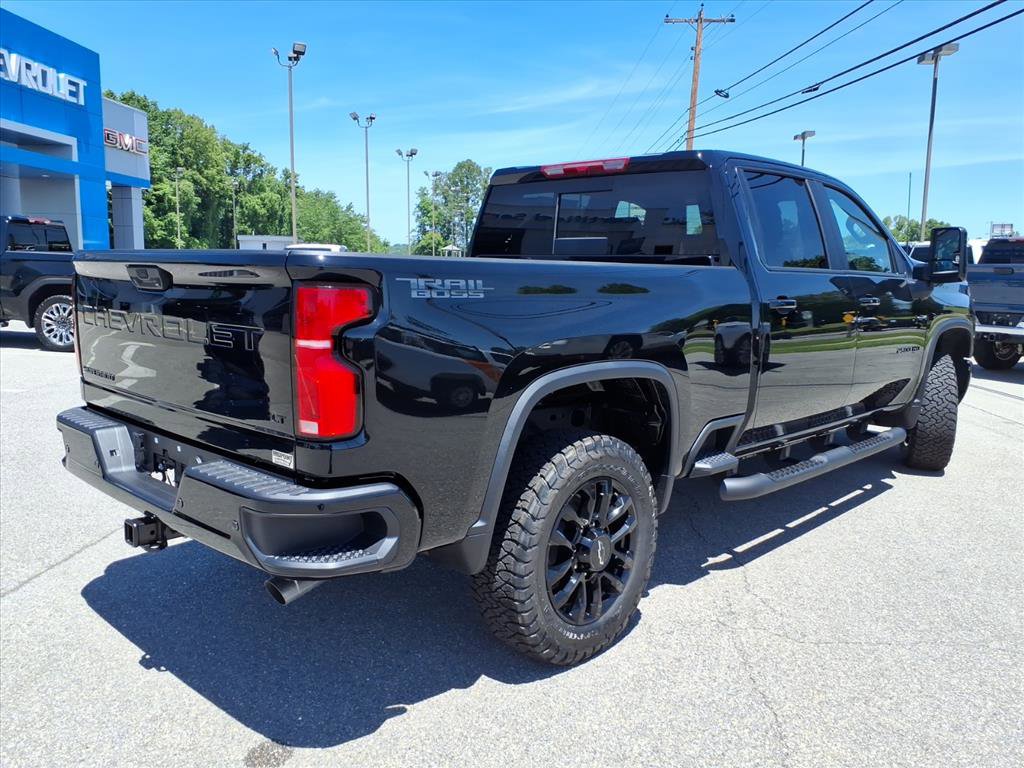 New 2026 Chevrolet Silverado 2500 LT w/ Trail Boss Package AWD/4WD image 4