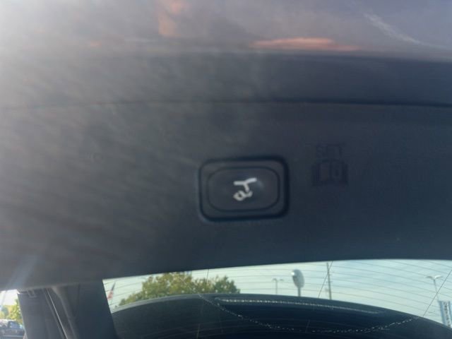 Used 2022 Ford Edge ST w/ Equipment Group 401A image 13