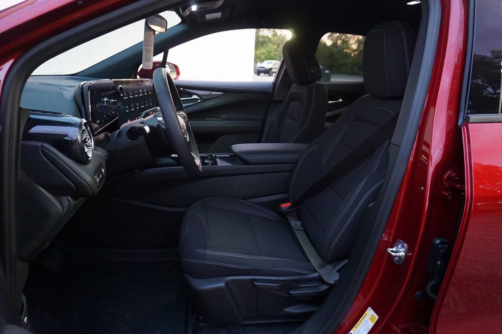 New 2026 Chevrolet Blazer EV LT w/ Midnight/Sport Edition image 10