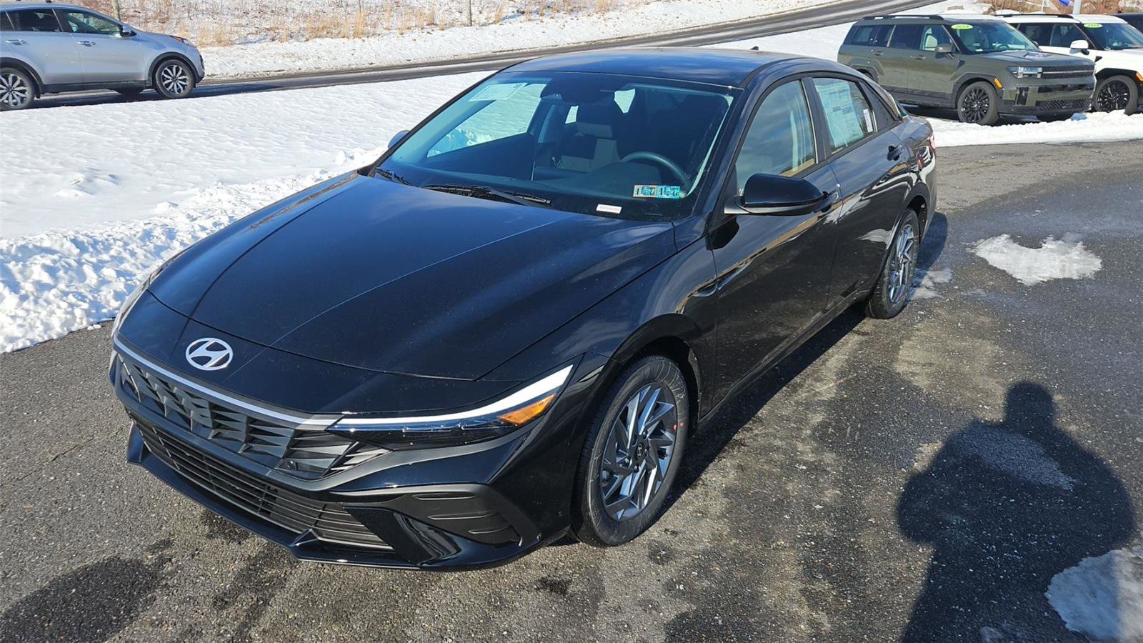 New 2026 Hyundai Elantra Blue image 3