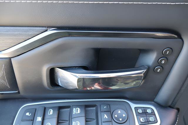 Used 2024 RAM 3500 Limited AWD/4WD image 21