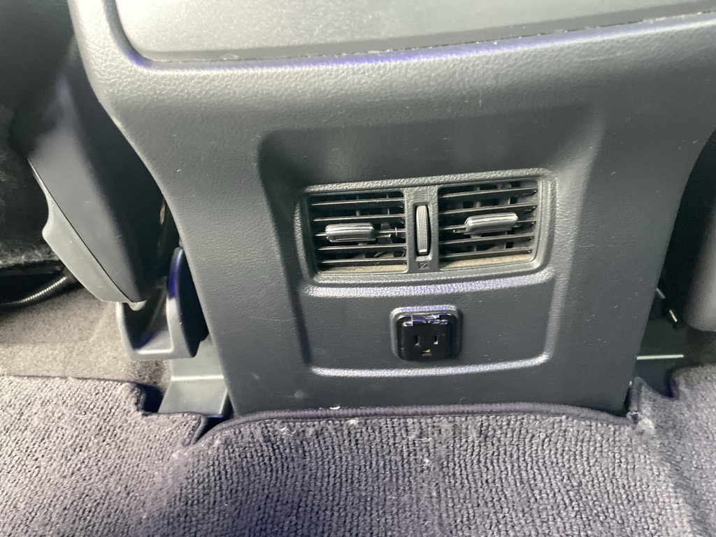 Used 2017 Nissan Titan SL image 50