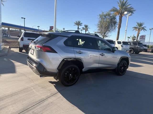 Certified 2025 Toyota RAV4 SE AWD/4WD image 4
