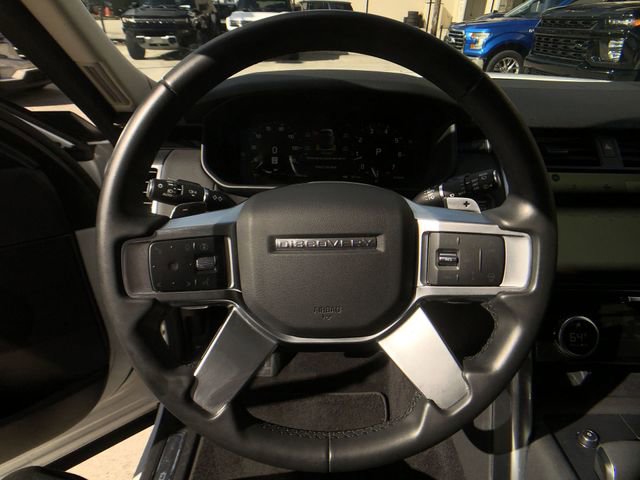 Used 2024 Land Rover Discovery S image 6
