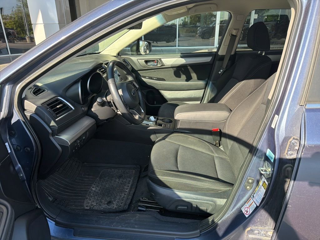 Used 2018 Subaru Outback 2.5i Premium image 5