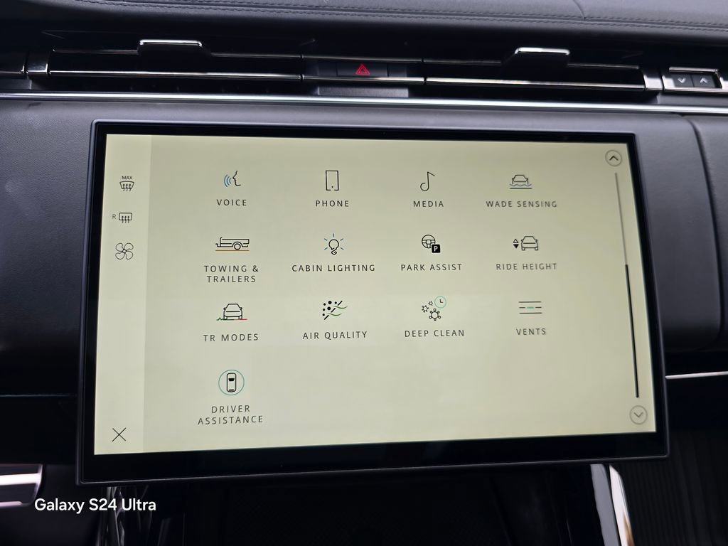 Used 2024 Land Rover Range Rover Sport Dynamic SE image 28