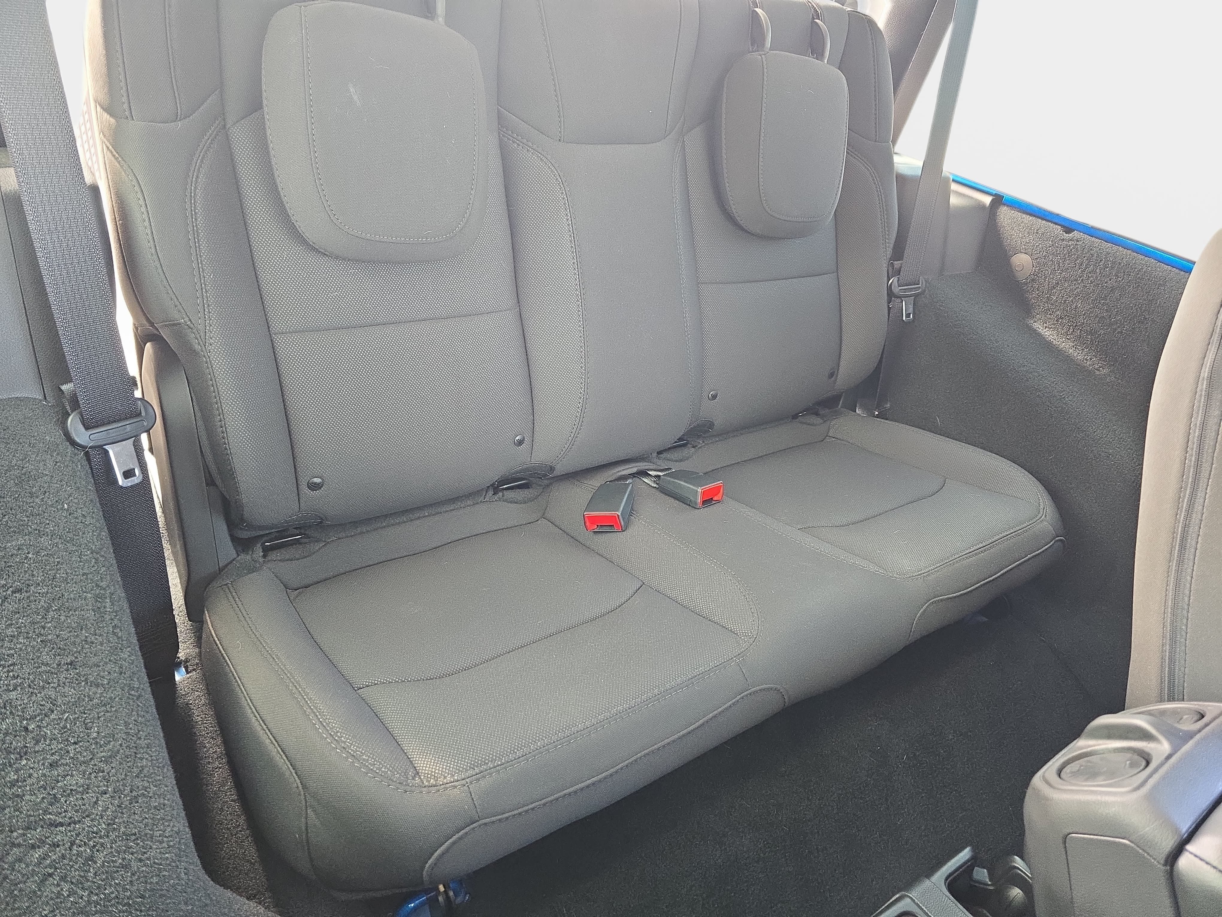 Used 2023 Jeep Wrangler Sport AWD/4WD image 11