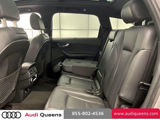 Used 2018 Audi Q7 3.0T Prestige w/ Prestige Package AWD/4WD image 12