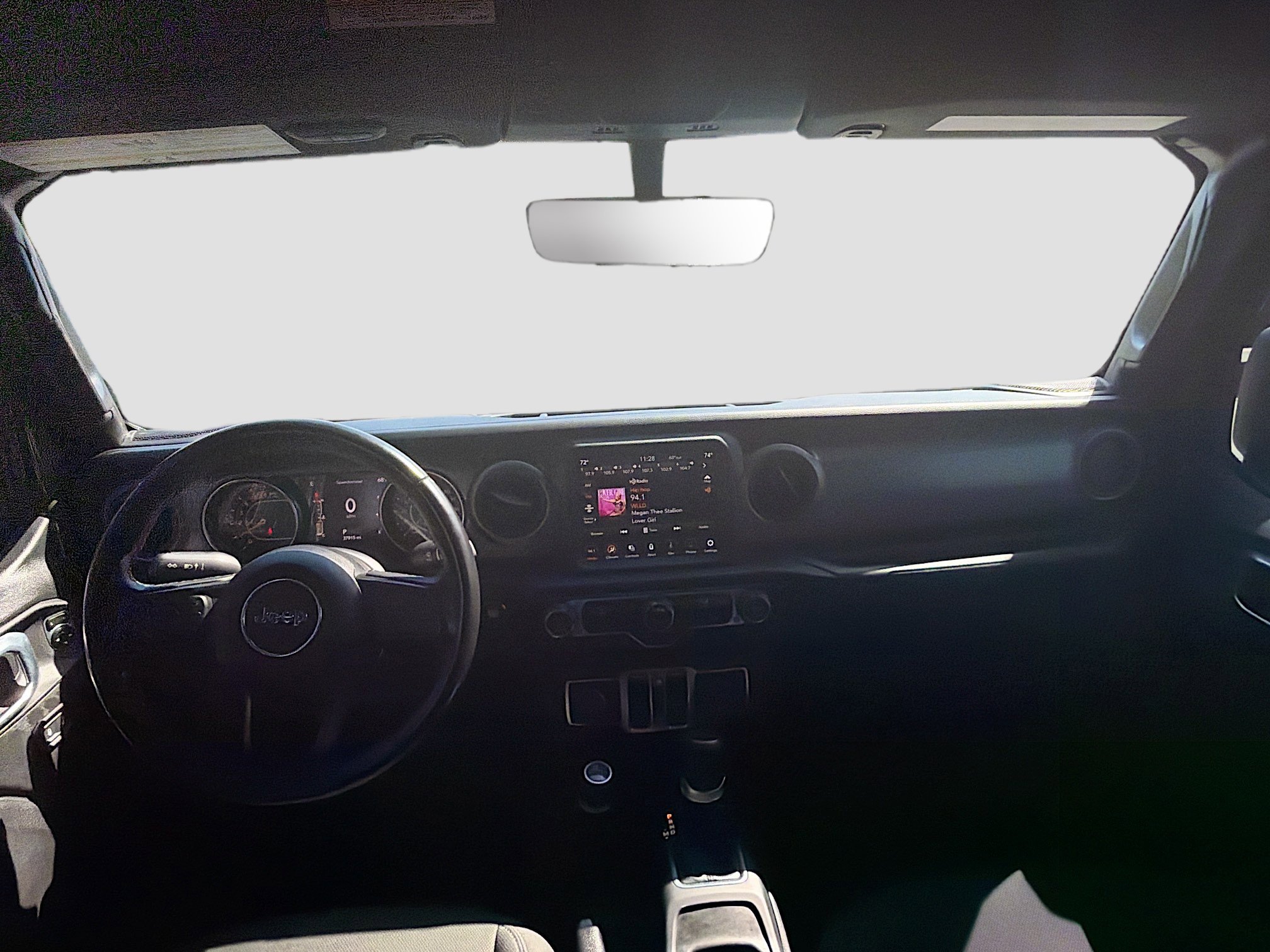 Used 2021 Jeep Gladiator Sport image 16