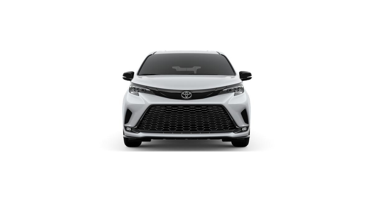 New 2026 Toyota Sienna XSE image 17