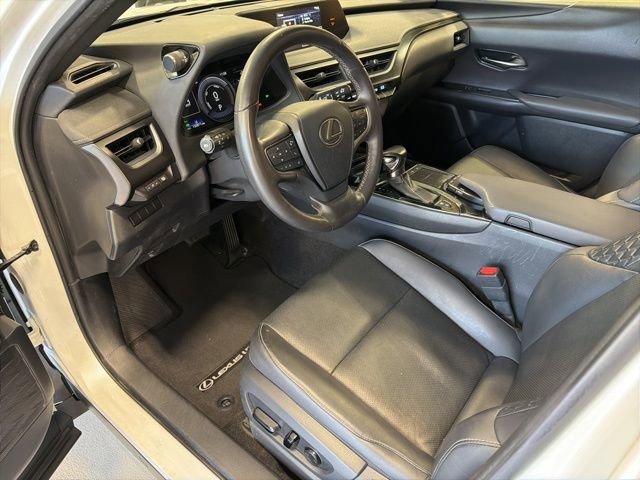 Used 2019 Lexus UX 250h w/ Premium Package AWD/4WD image 10
