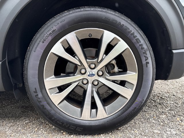 Used 2020 Ford Explorer Platinum w/ Premium Technology Package AWD/4WD image 28
