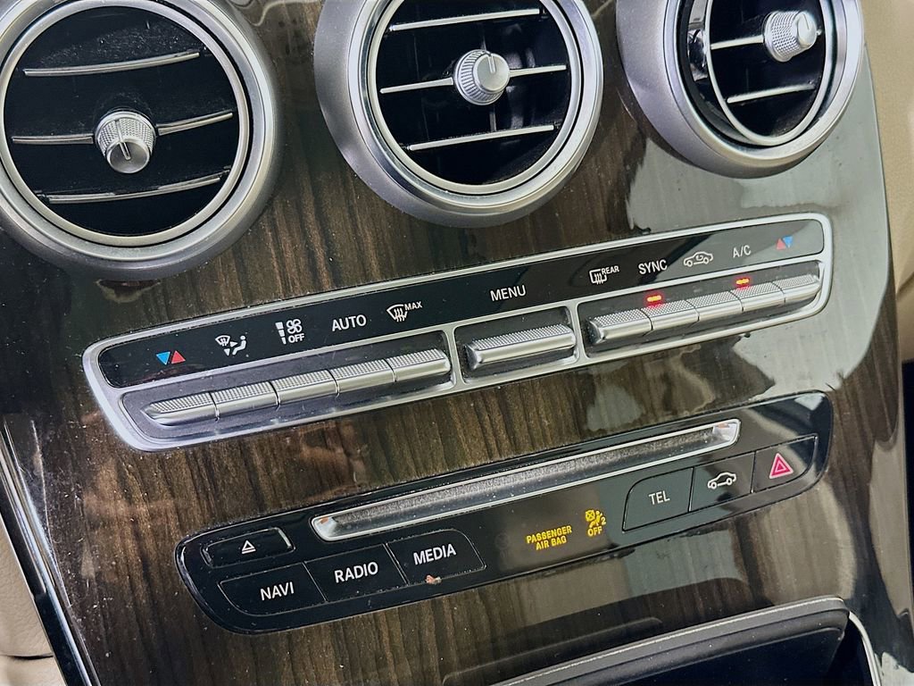 Used 2019 Mercedes-Benz GLC 300 image 14