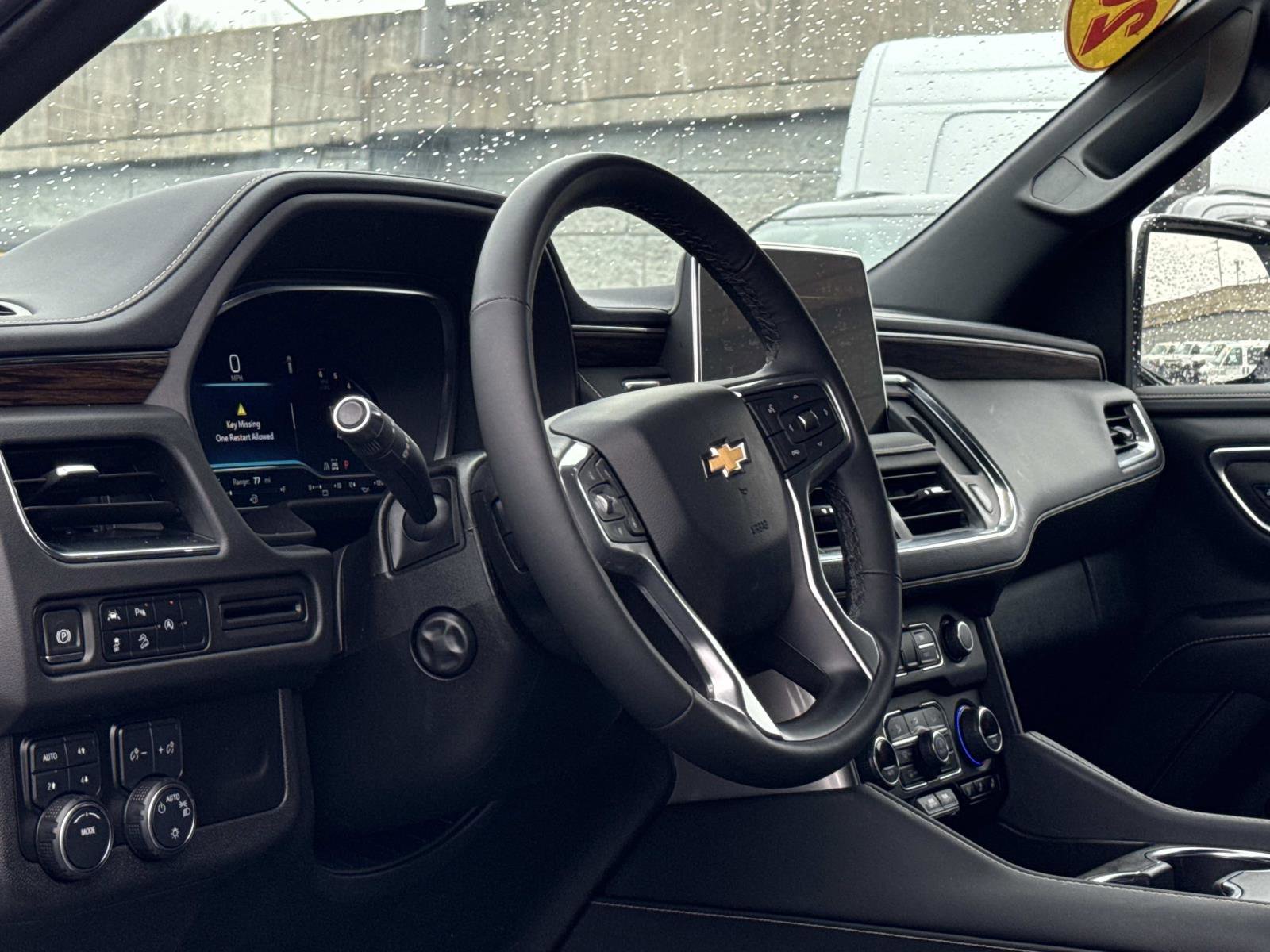 Used 2024 Chevrolet Suburban Premier image 12