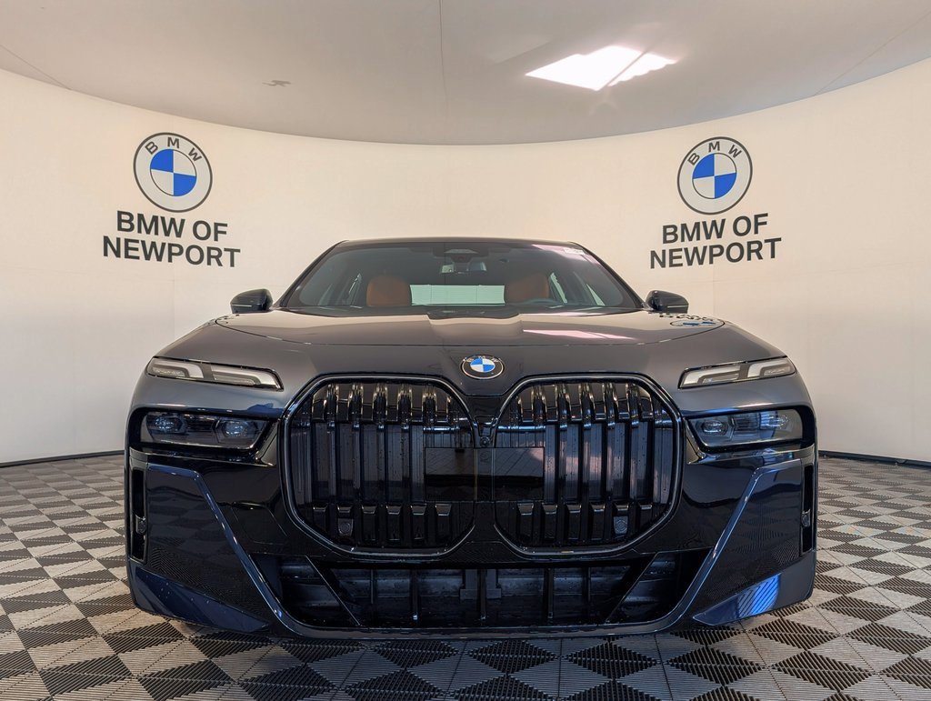New 2026 BMW 740i xDrive w/ Premium Package image 4