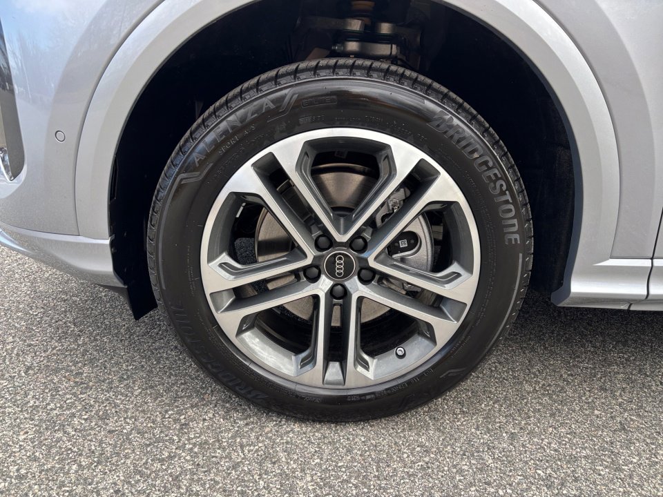 New 2025 Audi Q5 Premium Plus image 27