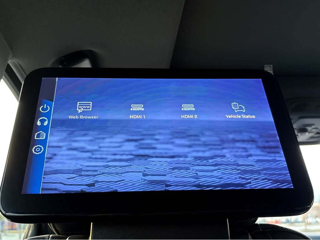 New 2025 Chevrolet Suburban Premier image 17