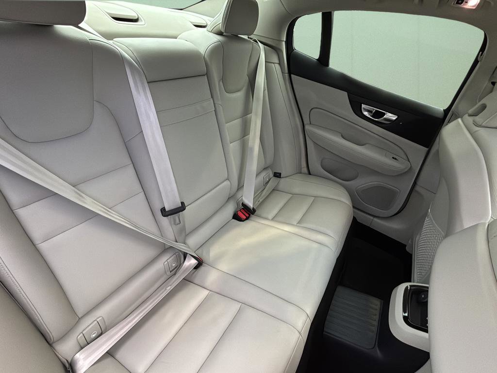 Used 2022 Volvo S60 T8 R-Design Expression w/ Premium Package image 41