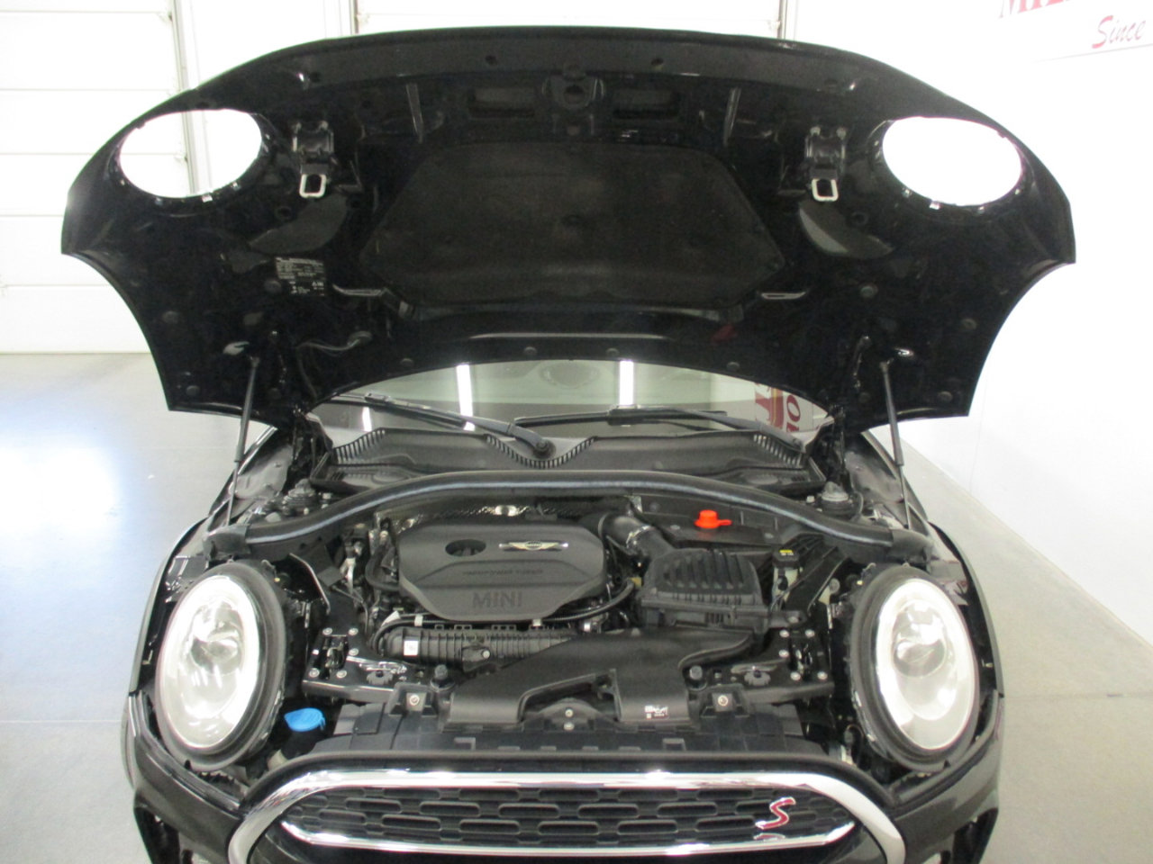 Used 2017 MINI Cooper Clubman S image 27