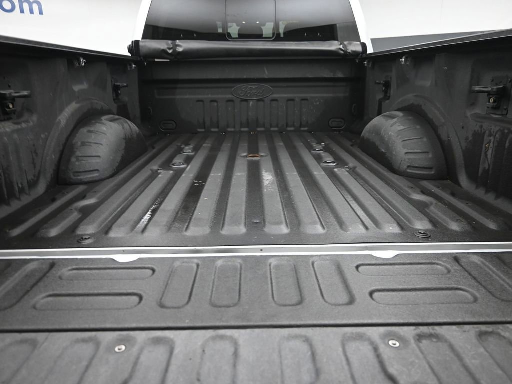 Used 2019 Ford F350 Lariat image 9