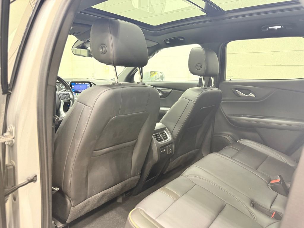 Used 2020 Chevrolet Blazer Premier w/ Driver Confidence II Package AWD/4WD image 34