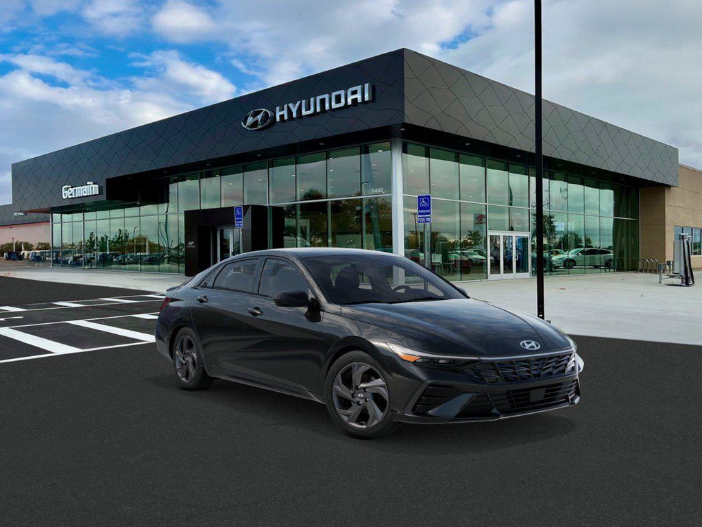 New 2026 Hyundai Elantra SEL Sport FWD image 2