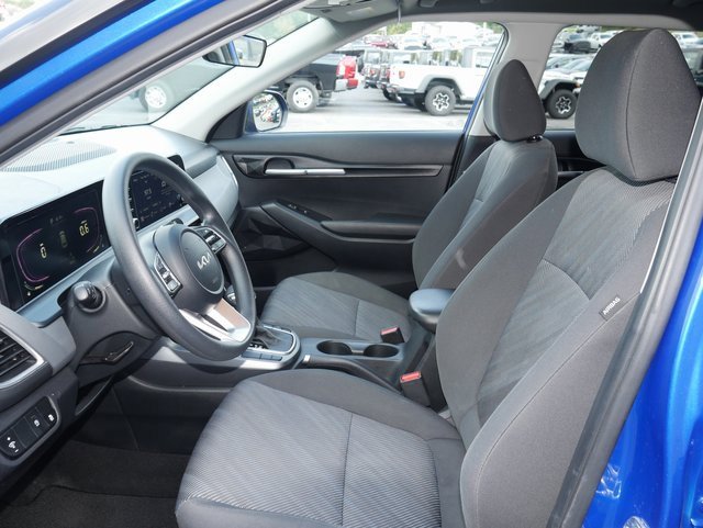 Used 2024 Kia Seltos LX image 2