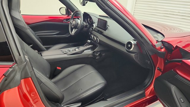 Used 2022 MAZDA MX-5 Miata RF Grand Touring RWD image 20