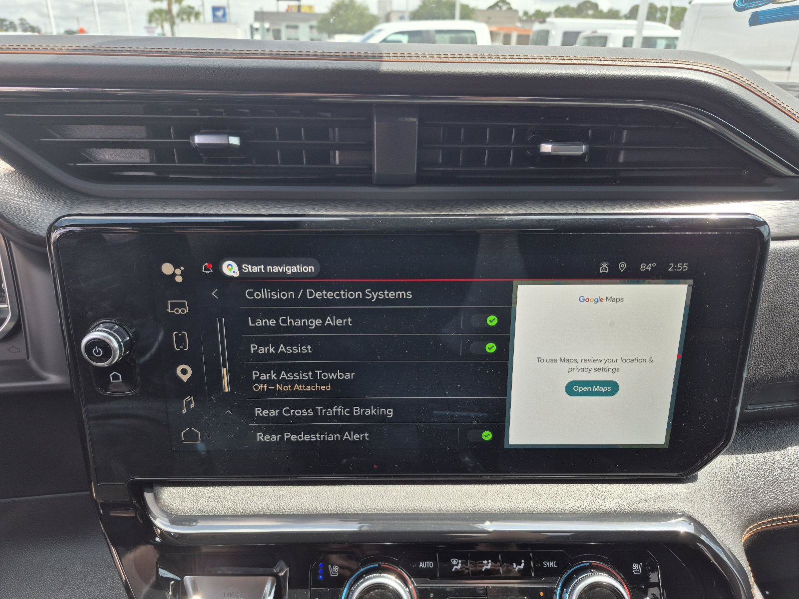 Used 2024 GMC Sierra 1500 AT4 w/ Technology Package AWD/4WD image 4
