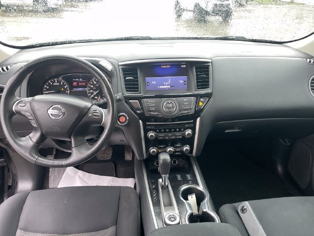 Used 2017 Nissan Pathfinder SV w/ Trailer Tow Package AWD/4WD image 22