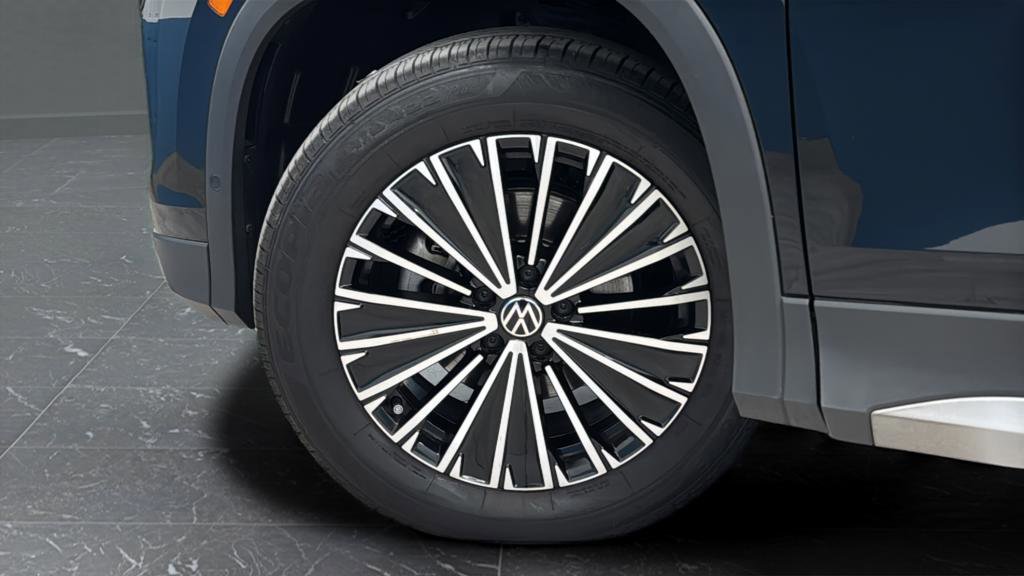 Used 2025 Volkswagen Tiguan S w/ 18" Wheel Package FWD image 33