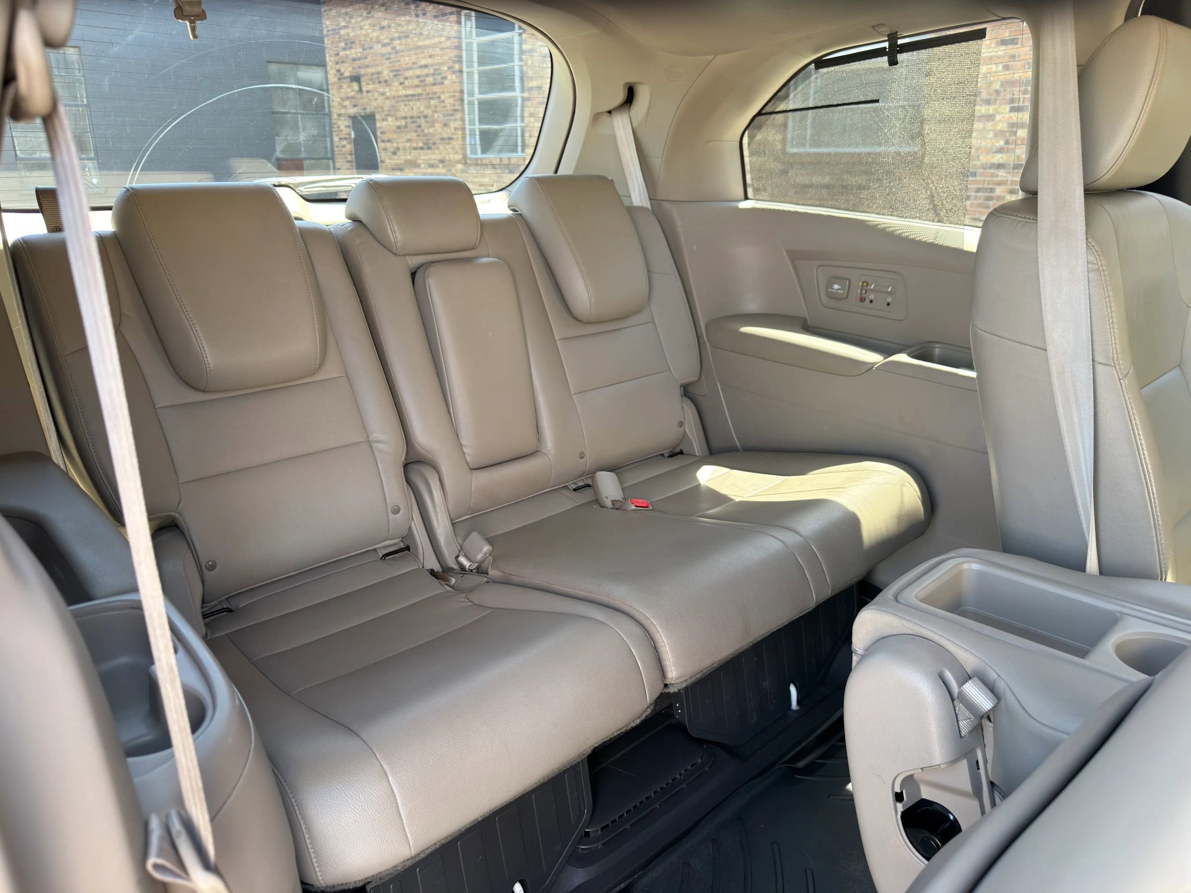 Used 2015 Honda Odyssey Touring image 21